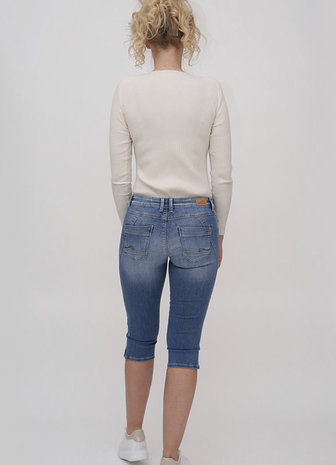 M.O.D. Denim M.O.D. Denim Capri Rea Chicargo Blue M.O.D. Denim M.O.D. Denim Capri Rea Chicargo Blue