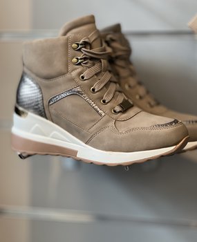 Sneaker verhhoogde hak 21010 - Myfashion.nl