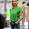 Blouse met dubbele vlinder mouw en knoop 600 Blouse met dubbele vlinder mouw en knoop 600