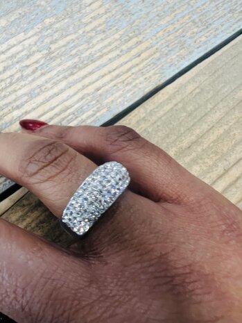 Moda Ring met steentjes S590