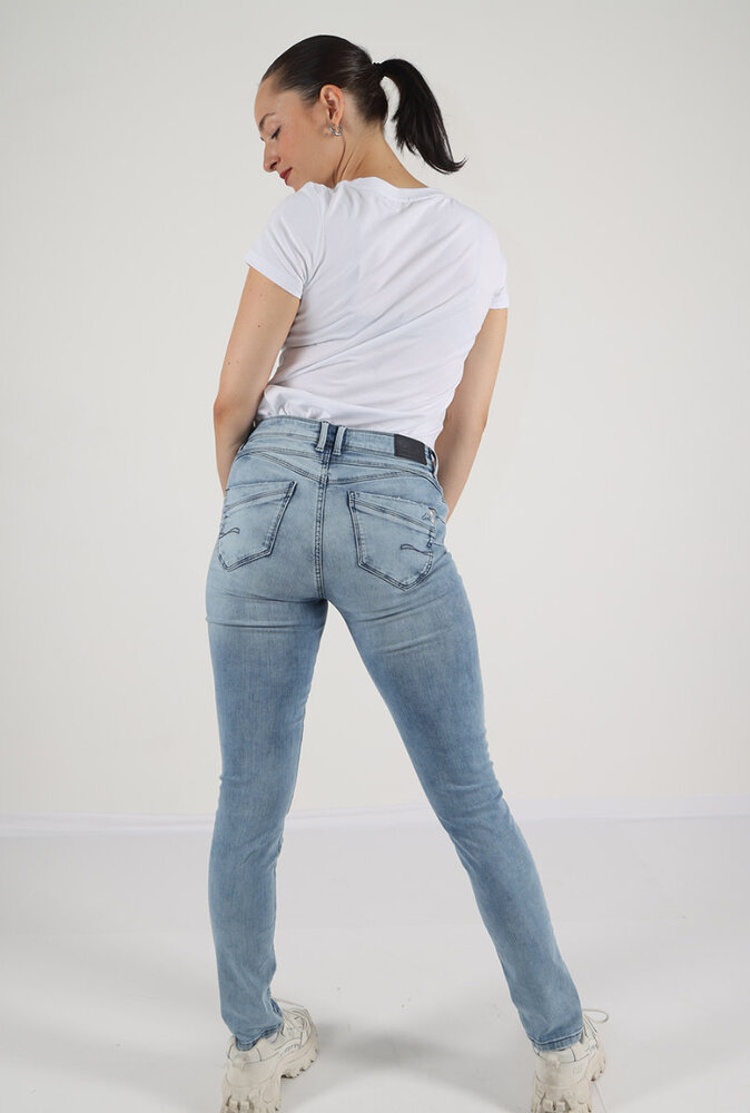 M.O.D. Denim Marah slim fit SP24-2159 M.O.D. Denim Marah slim fit SP24-2159