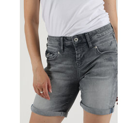 M.O.D. Denim M.O.D. Denim Short Denim SP24-5057 Bettina M.O.D. Denim M.O.D. Denim Short Denim SP24-5057 Bettina
