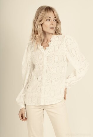Jolio Co Blouse broderie v-hals 10020