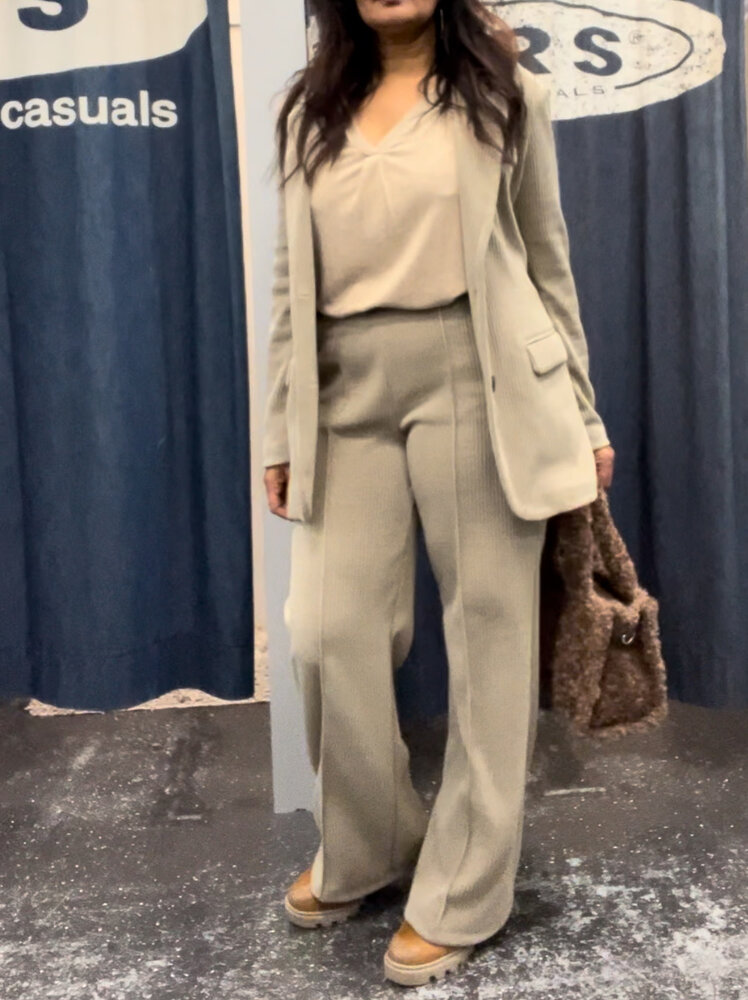 Esvivid Wide leg rib broek 7725