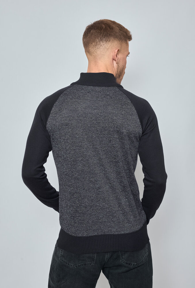 SD7 Pull met knopen turtle hals JM207 SD7 Pull met knopen turtle hals JM207