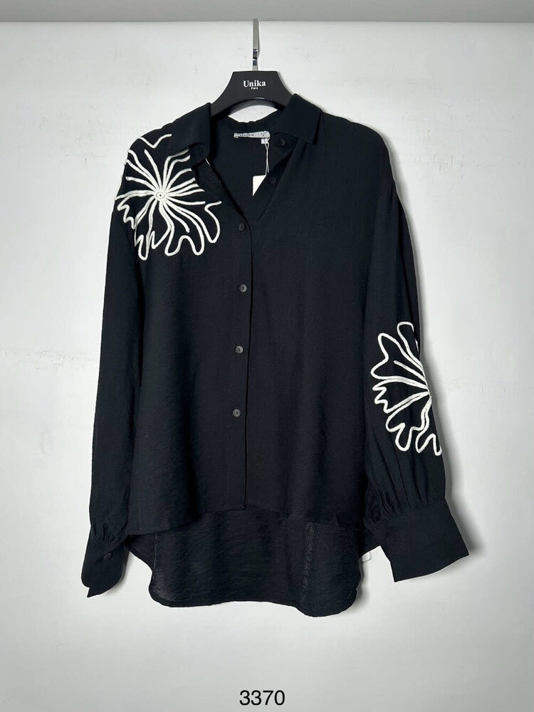 Unika Blouse ballon mouw borduur 3370 Unika Blouse ballon mouw borduur 3370