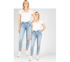 M.O.D. Denim Skinny fit Denim Suzy SP25-2212 M.O.D. Denim Skinny fit Denim Suzy SP25-2212