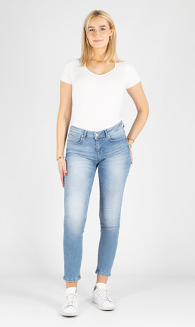 M.O.D. Denim Slim fit denim SP25-20145 Monika M.O.D. Denim Slim fit denim SP25-20145 Monika