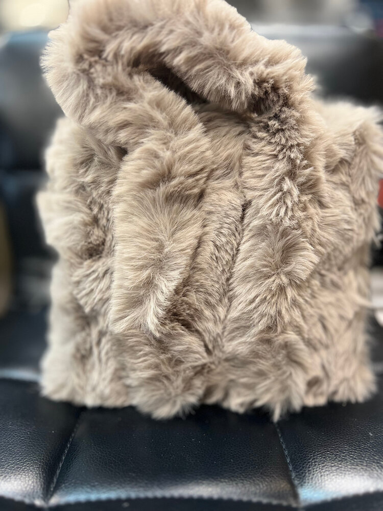 Fluffy bag met hengsel 416