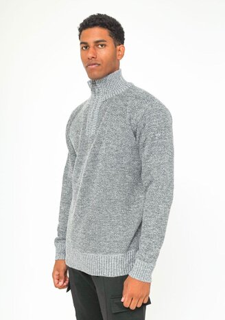 Dylan Trui gevoerd met zip 3313 Dylan Trui gevoerd met zip 3313