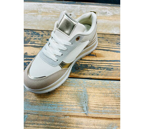 Sneaker verhoogd 117