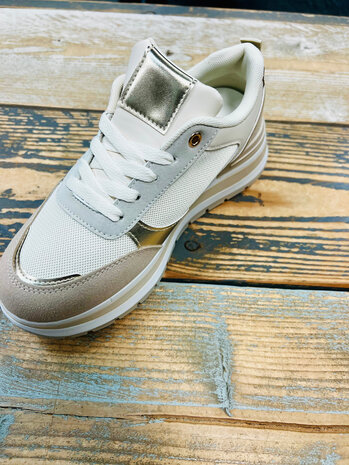 Sneaker verhoogd 117