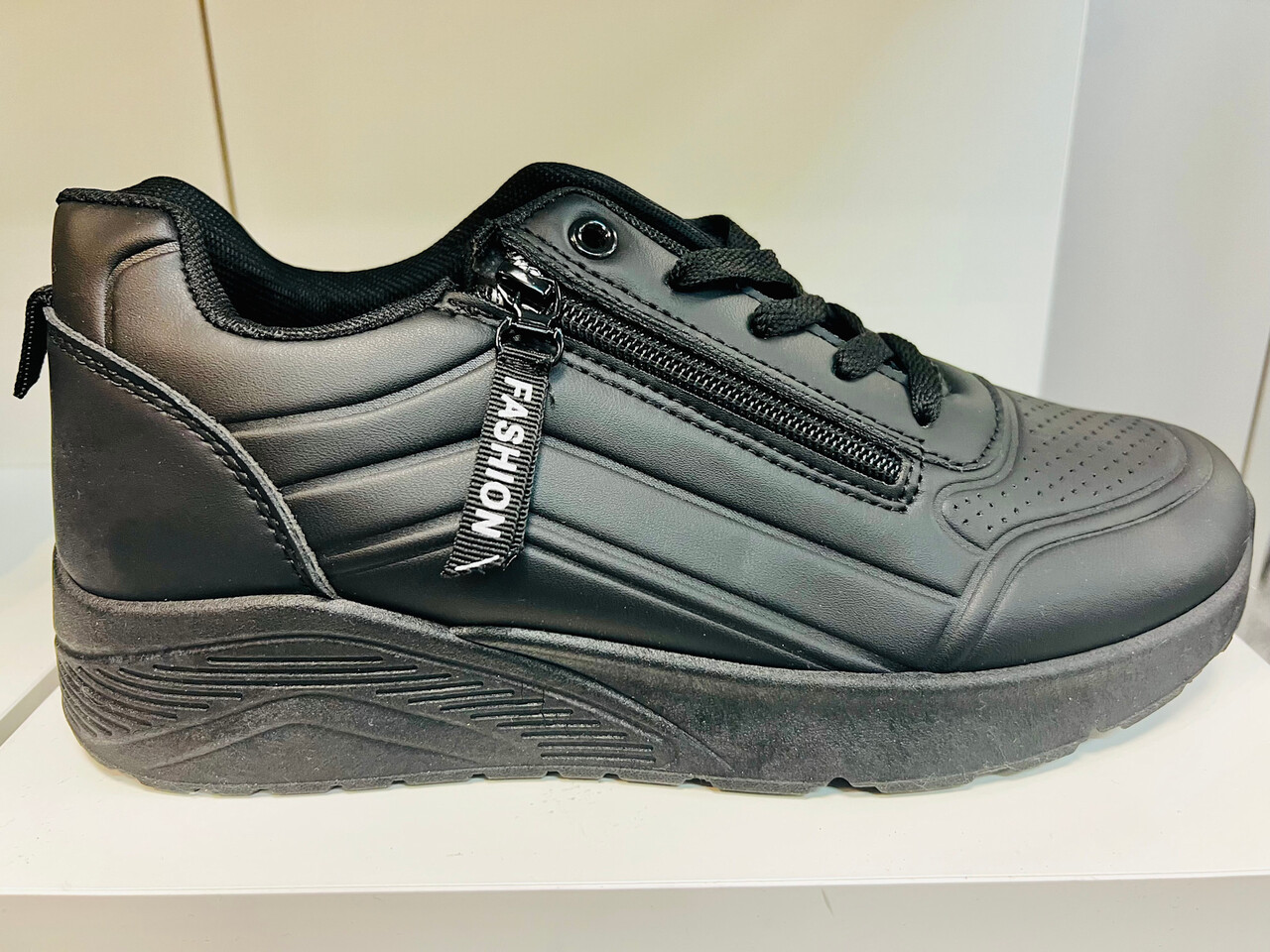 Sneaker verhoogd 109