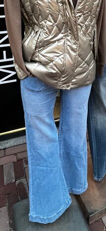 VS Miss Flair Denim pached pocket K700