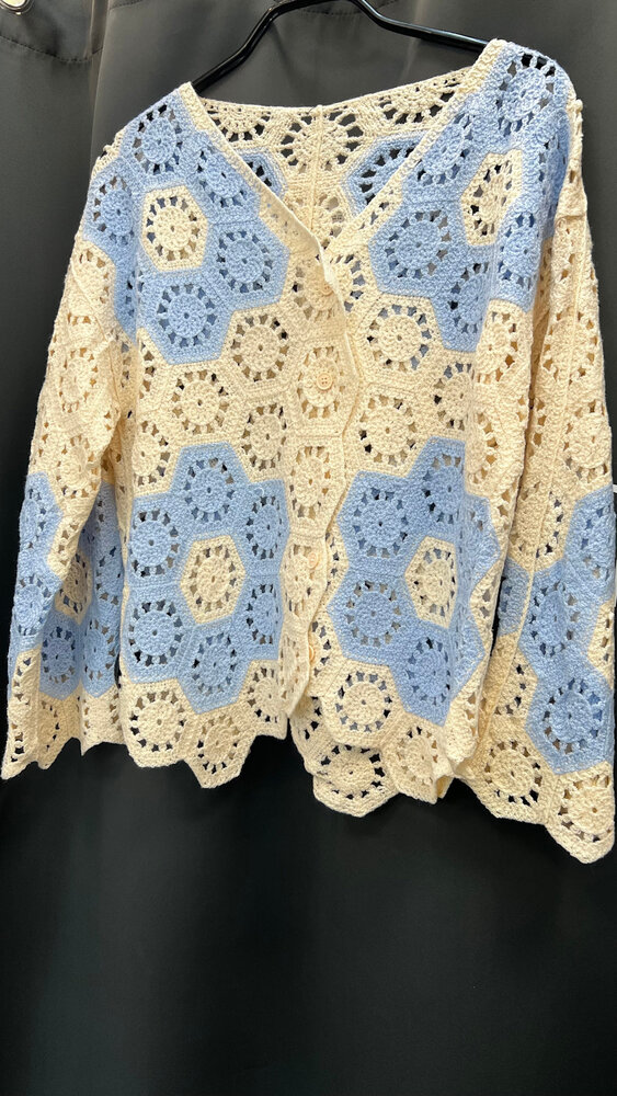 Vest gehaakt knoopsluiting Lola