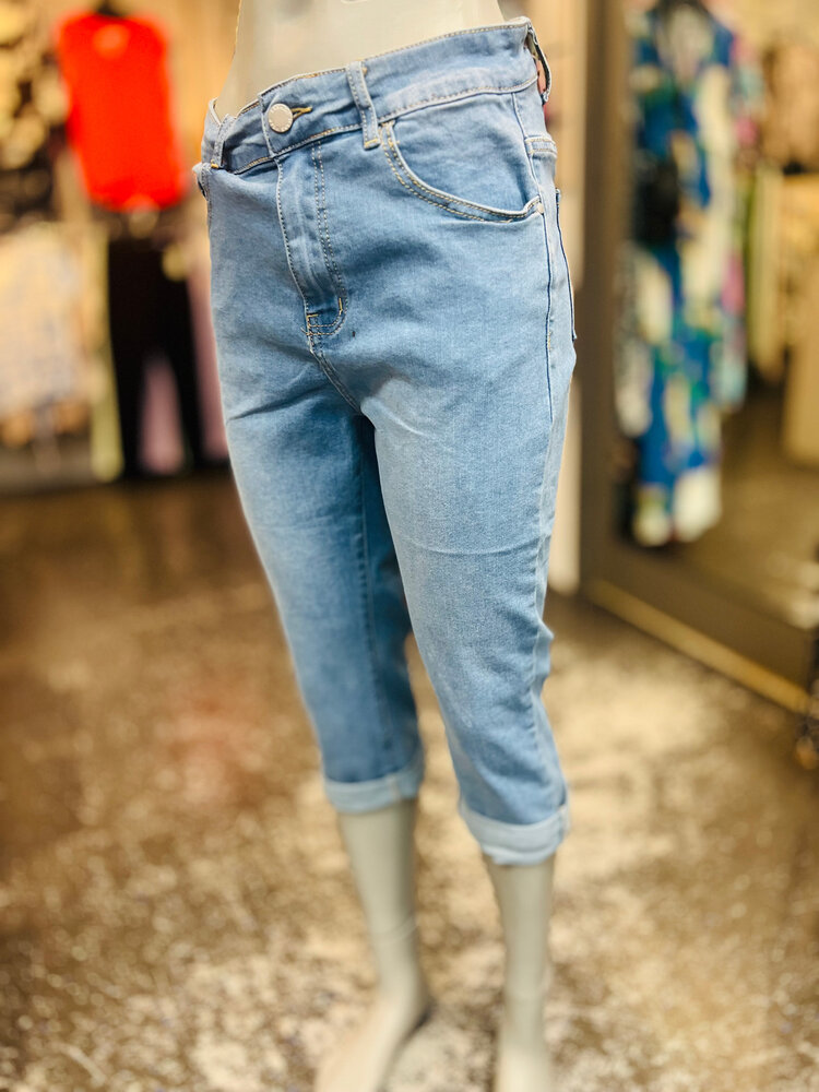B.S. Jeans Denim Capri 5592