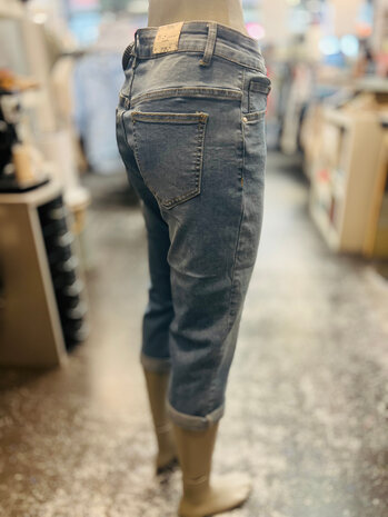 B.S. Jeans Denim Capri 5592