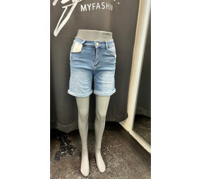 Miss RJ Short mom fit stretch 697