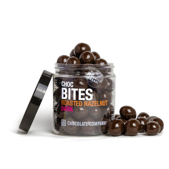 DARK GEBRATENE HASELNÜSSE DUNKEL