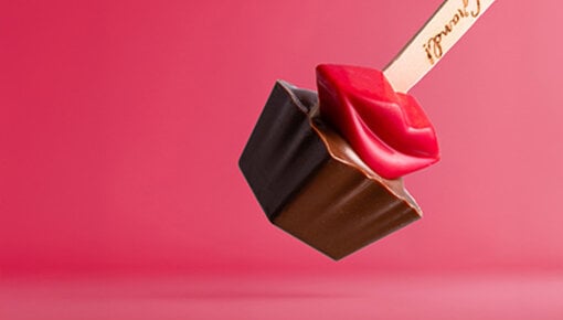 Our Hotchocspoon in more than 60 different flavors!