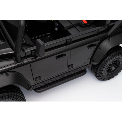 Voiture electrique enfànt Land Rover Land Rover Defender 110 SVX Vintage 12V voiture pour enfant Noir