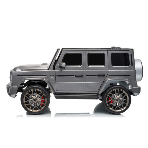 Voiture electrique enfànt Mercedes Mercedes G63 AMG 12V Voiture électrique enfant 2 places Gris Voiture electrique enfànt Mercedes Mercedes G63 AMG 12V Voiture électrique enfant 2 places Gris