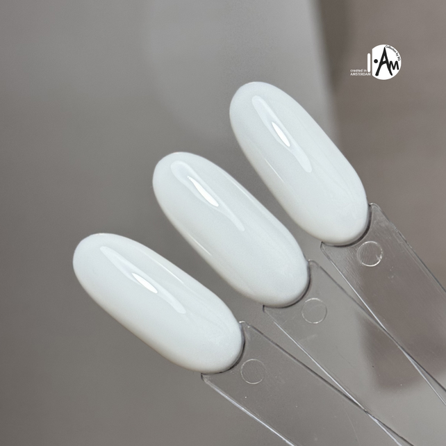 I.Am by BO. Soak Off Gel Polish #001 Puffy (15ml)