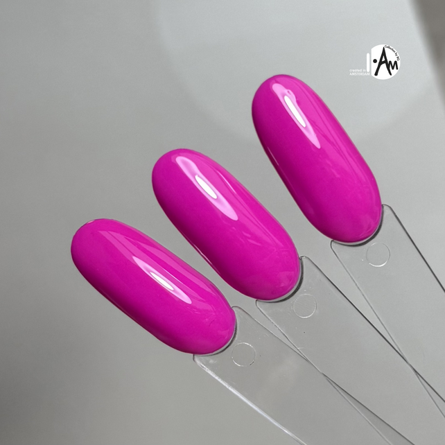 I.Am by BO. Soak Off Gel Polish #095 Magenta (15ml)