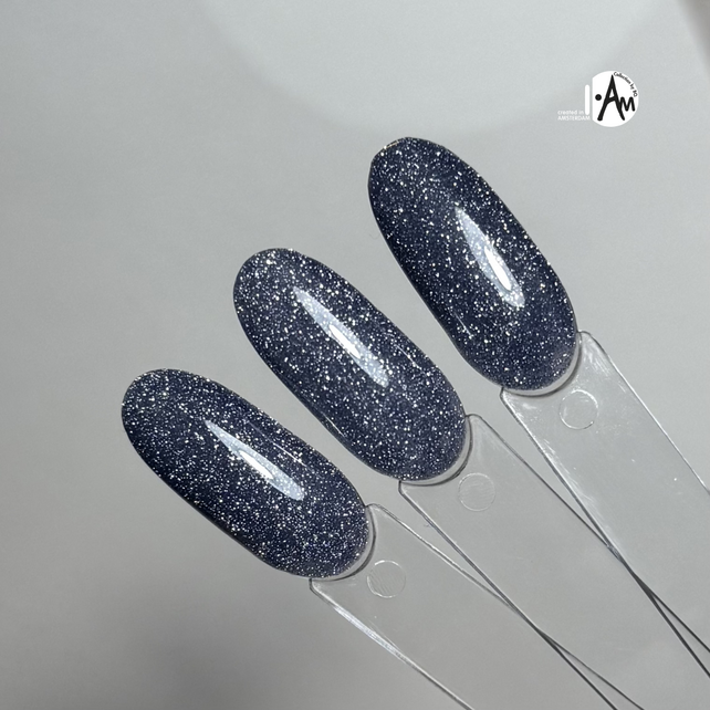 I.Am by BO. Soak Off Gel Polish #186 Reflecting Moonlight (15ml)