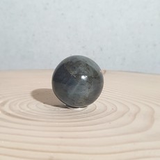 Terra Vita Sphère de Labradorite (4 cm)