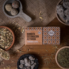 Sagrada Madre Incense Smudge Bomb | 7 Kruiden & Copal (8 stuks)