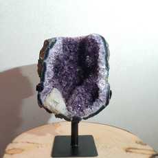 Terra Vita  Amethist Geode uit Uruguay (nr. 3)