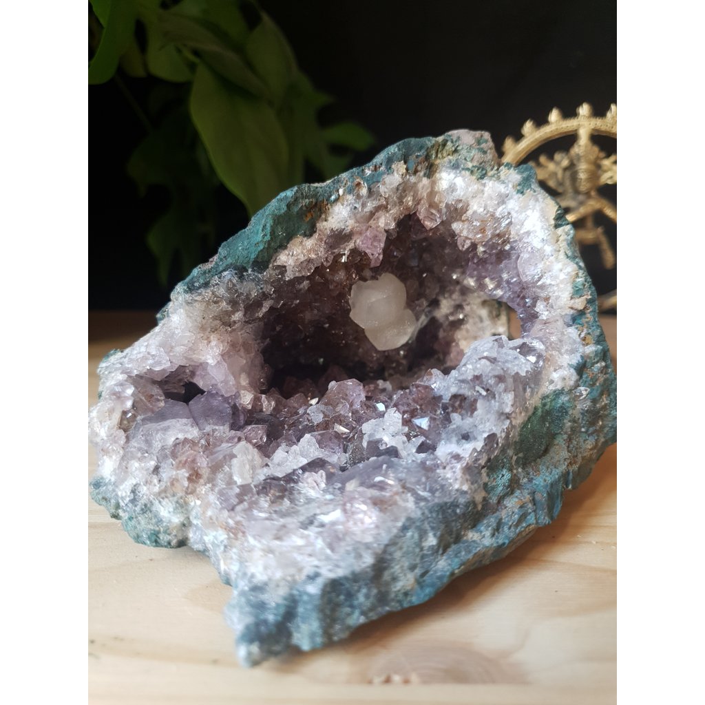 Terra Vita Geode Amethyst from Brasil (17 cm)