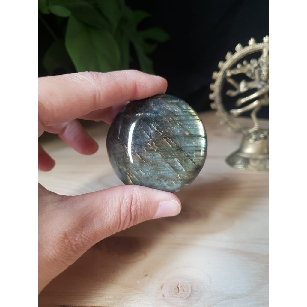 Terra Vita Labradorite Palm Stone (5,5 cm)