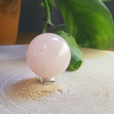 Terra Vita Rose Quartz Sphere (4cm)