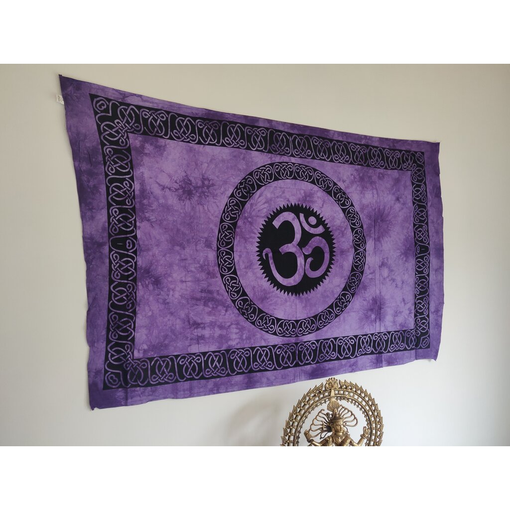 Terra Vita OM Tapestry (Purple)