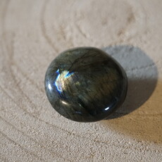 Terra Vita Labradoriet Palmsteen (5 cm)