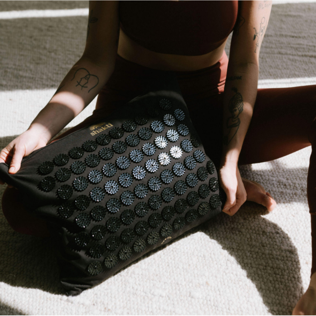 Shakti Mat Premium Acupressure Pillow (level2) (Black)