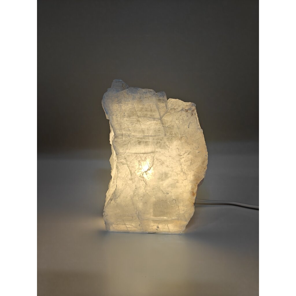 Fé  Selenite Lamp (Small)