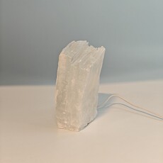 Fé  Selenite Lamp (Small)
