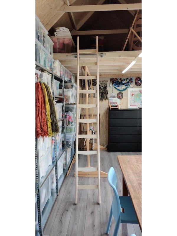 Houten enkele ladder kopen? vaneldikladders.nl