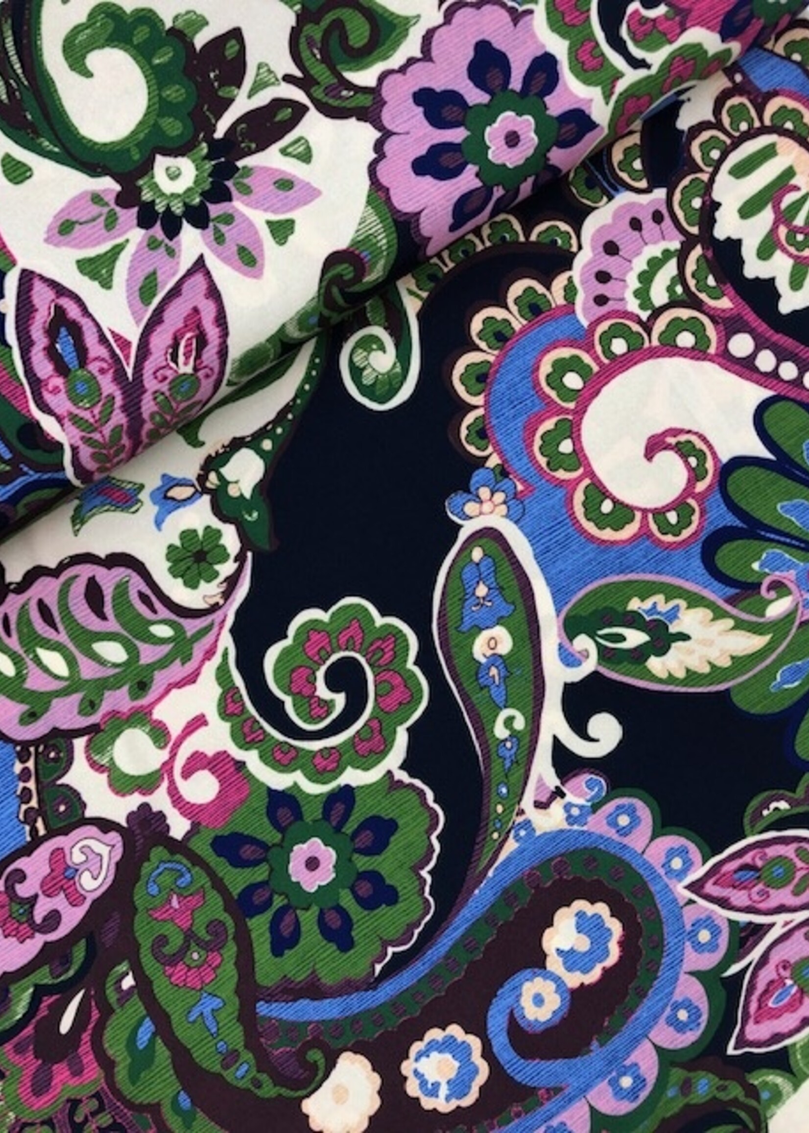 Comme ca coupon jersey crepe flowers