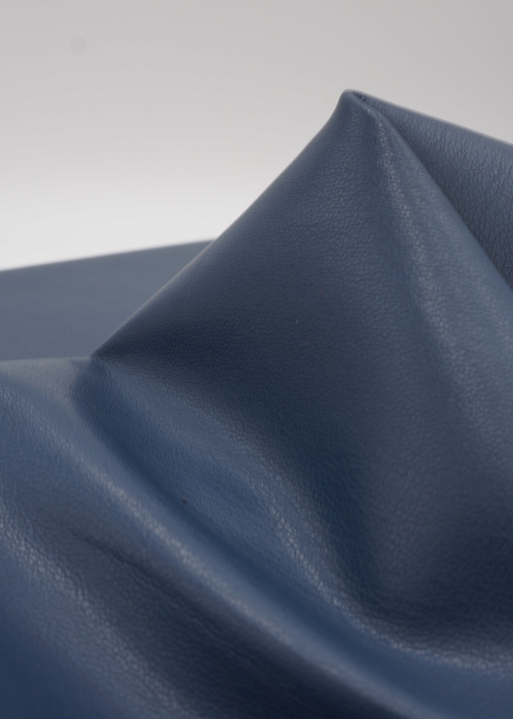 A La Ville imitatieleder blauw
