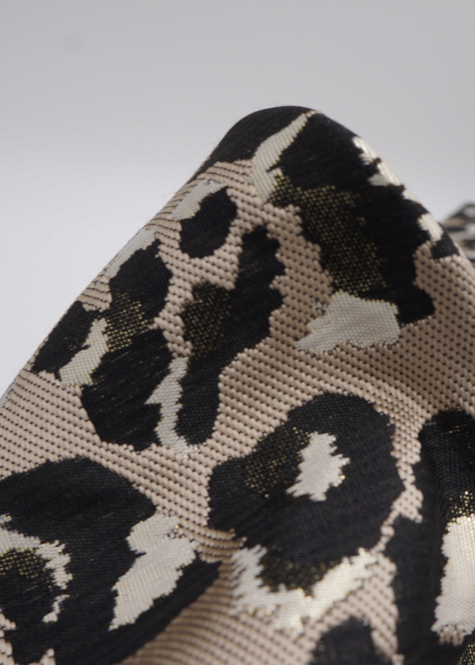 A La Ville shiny leopard