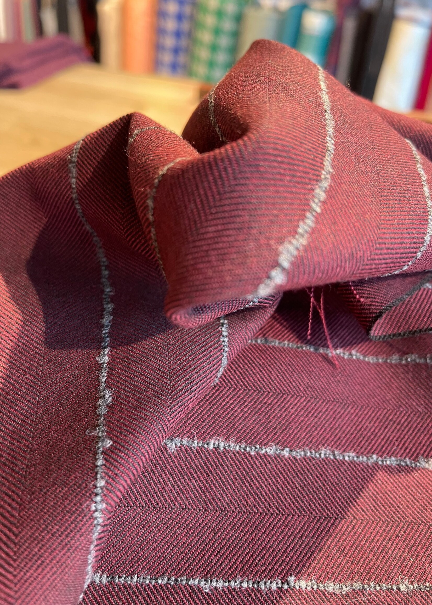 A La Ville bordeaux grijs streep