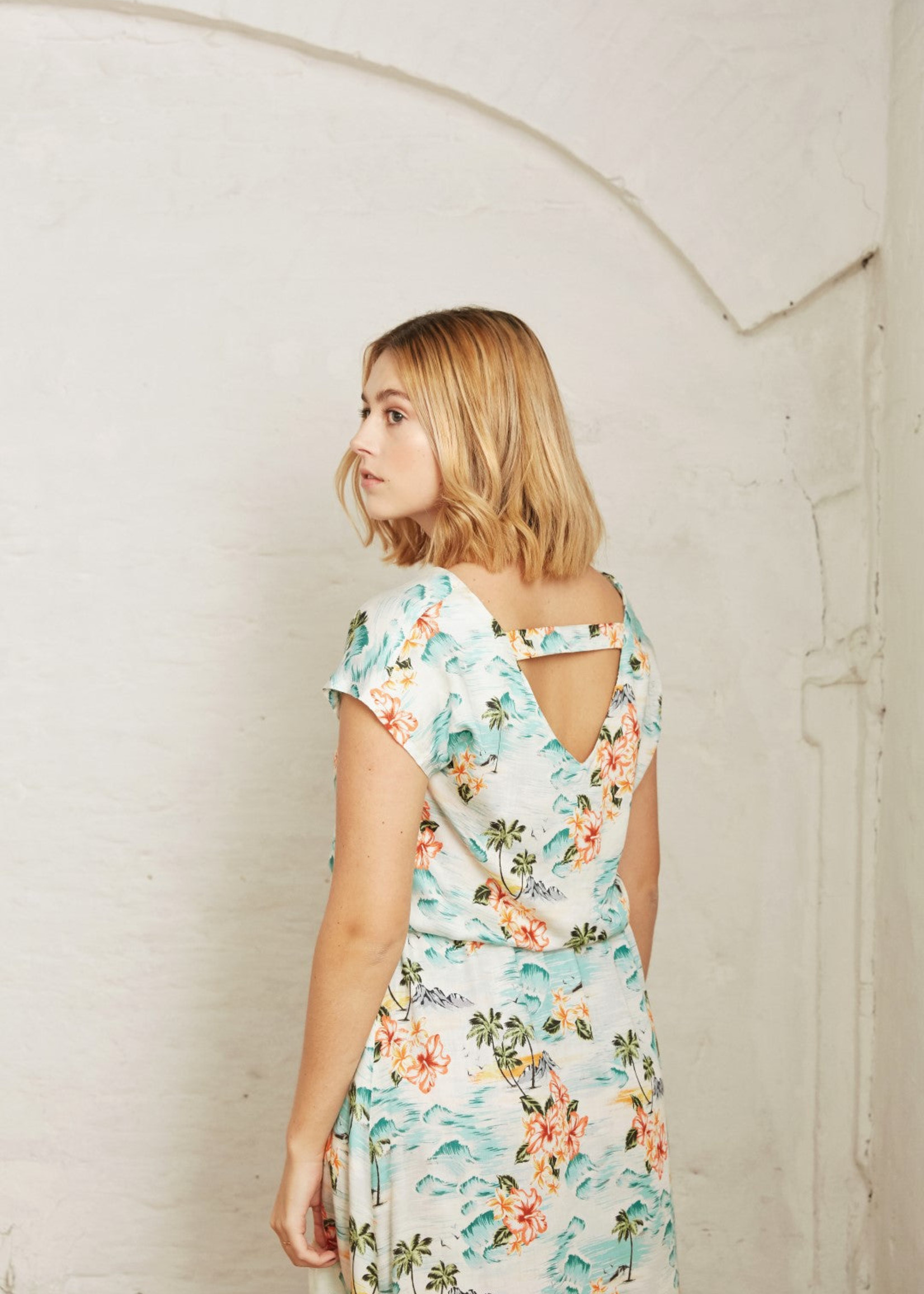 Atelier Jupe ° Naaipatroon - Atelier Jupe - Poppy & Cara Zomerjurk