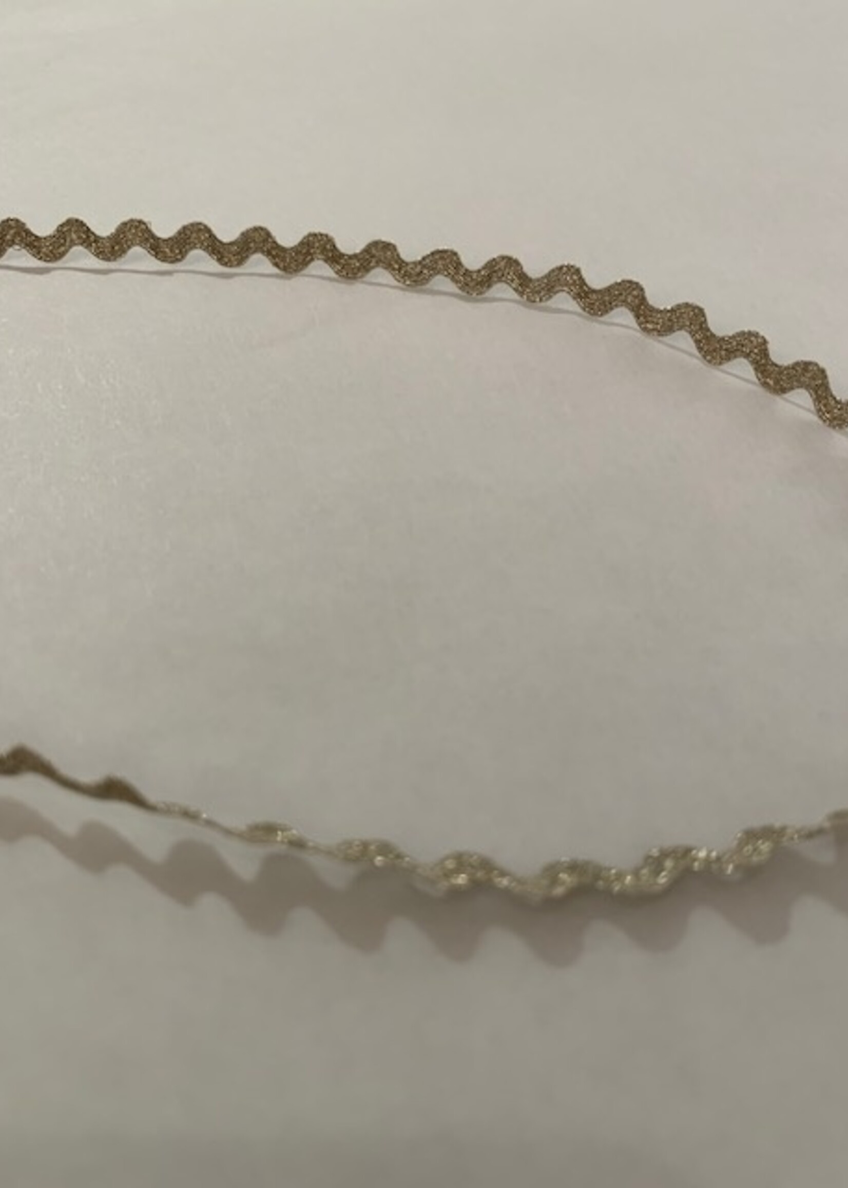 ° Zigzag band - Goud - 7 mm