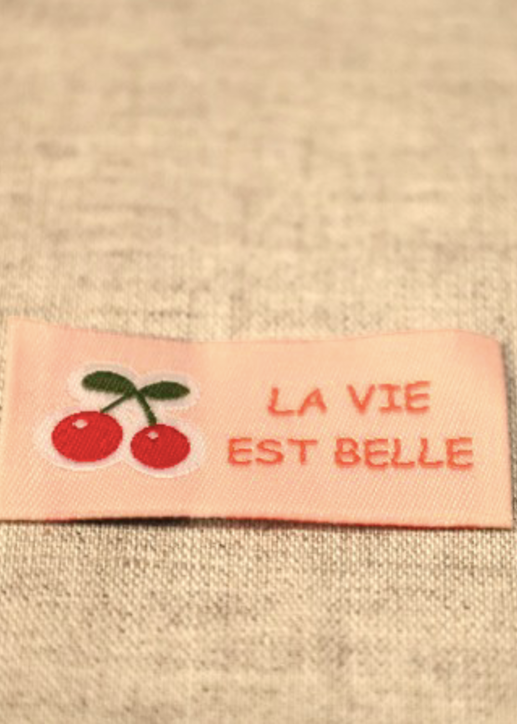° Label - La Vie est Belle
