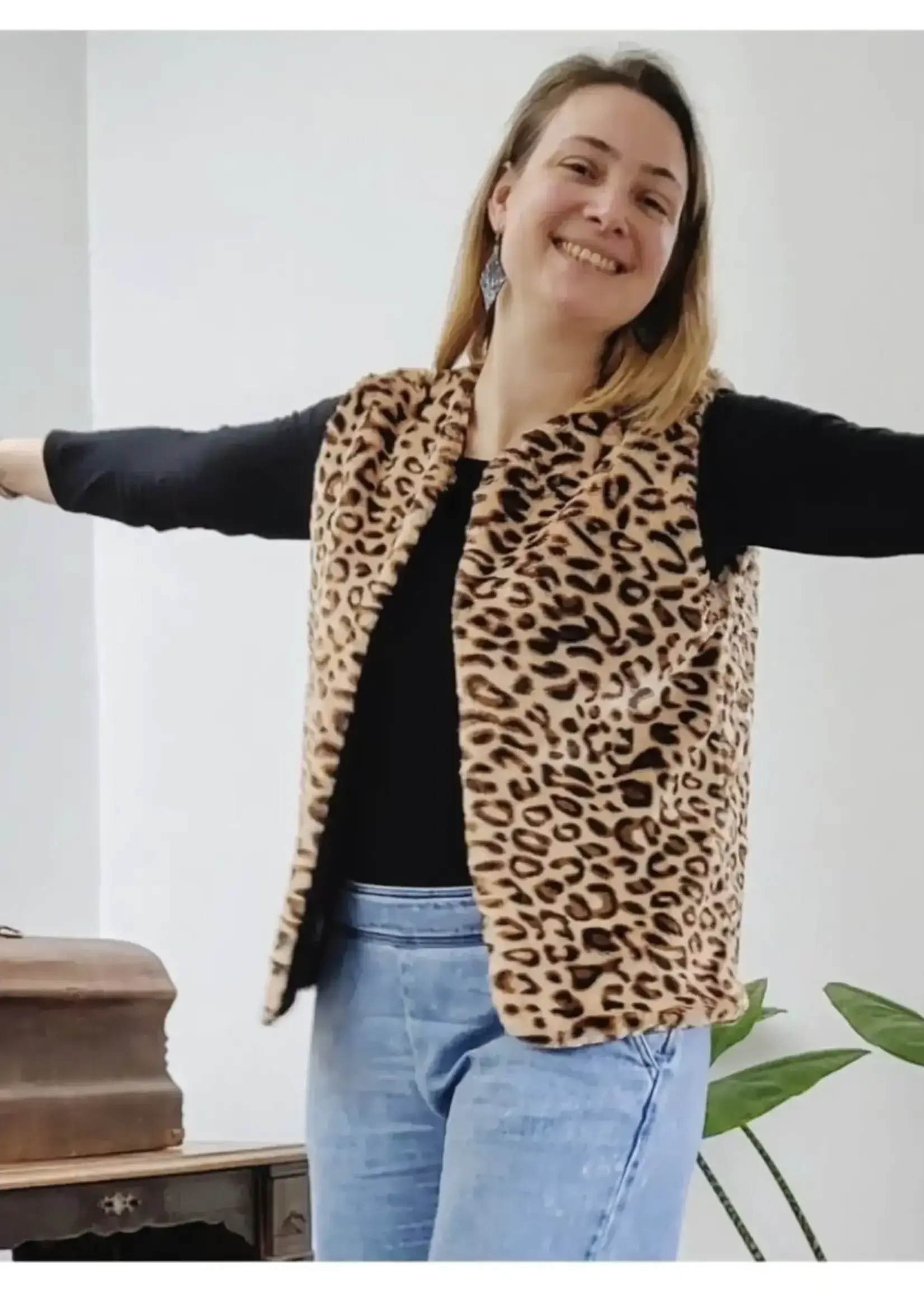 ° 20/8/25 - Workshop - JUNNA bodywarmer voor kinderen & volwassenen (woensdagnamiddag)