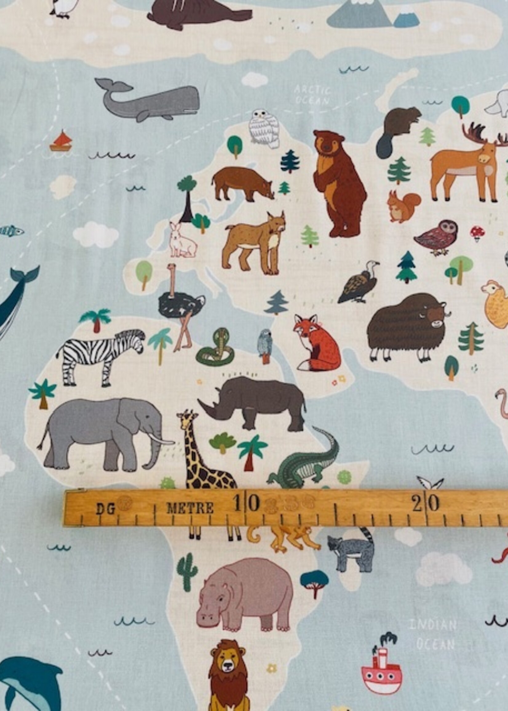 * Stof Katoen - Wereldkaart met dieren